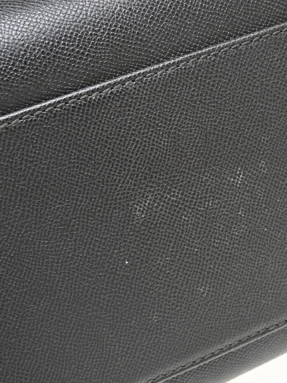 Chanel Black Calfskin Tote Handbag KQ01675